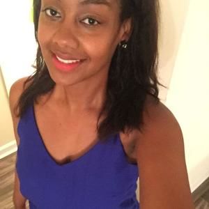 Meet your Posher, Candace